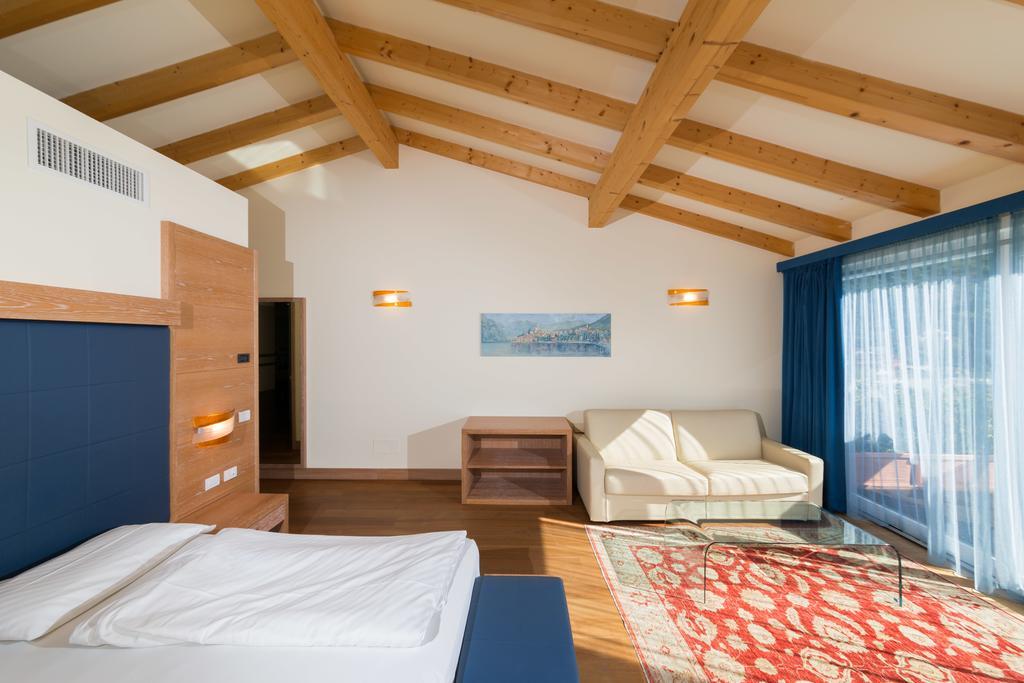 Hotel Maximilian 4*